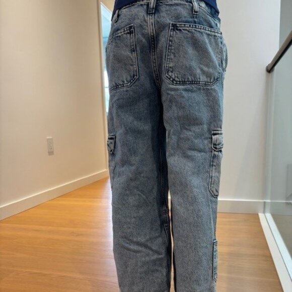 Three pairs of Gap jeans/pants for Youth girl (10-12 yrs) - Picture 7 of 9